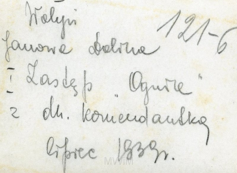 KKE 4085a.jpg - Rewers KKE 4085. Zastęp „Ognia” z komendantką, lipiec 1939 r.